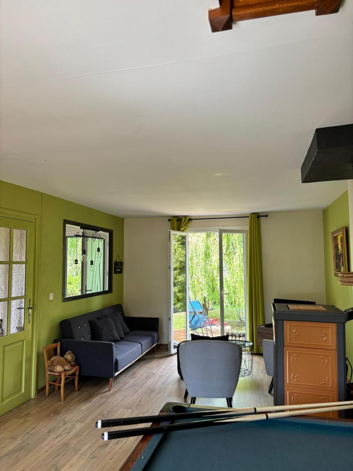 Вилла Le Bleu De B. Saint-Etienne-en-Bresse Экстерьер фото